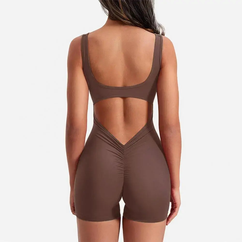 Mono de yoga que realza las curvas