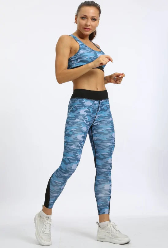 Traje de yoga de camuflaje para mujer