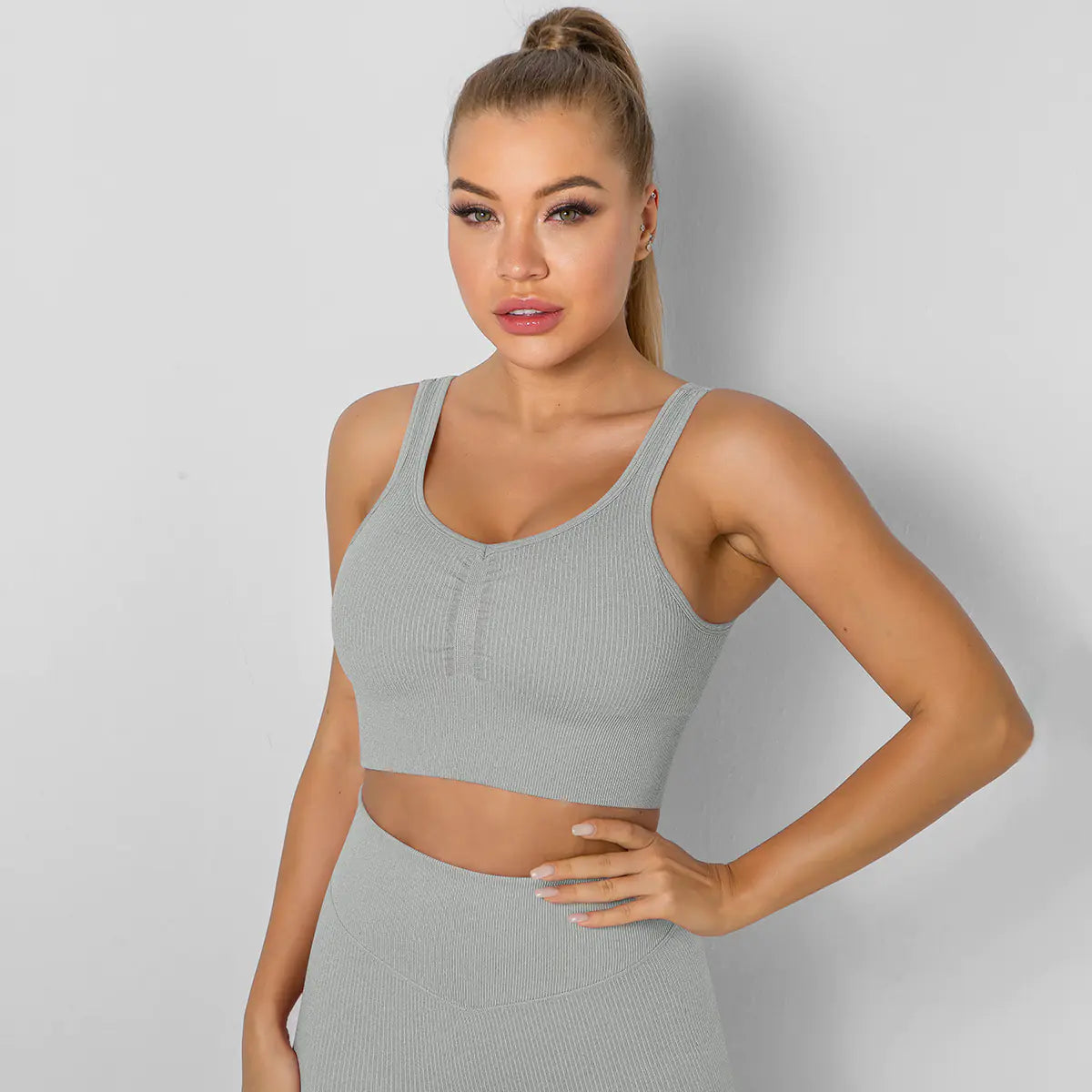 New Illumino360Fitness Breathable Plus Size Seamless Sports Bra