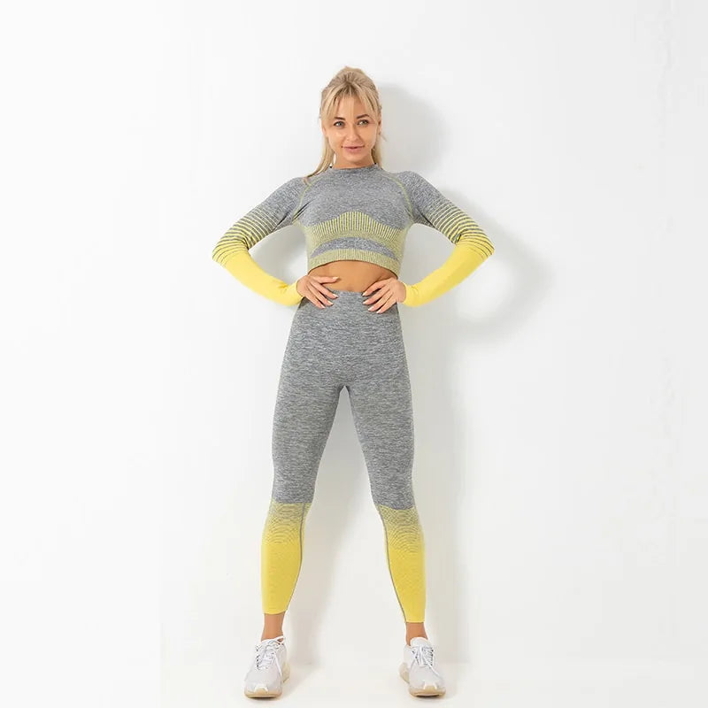 Illumino360Fitness Seamless Ombre Long Sleeve Yoga Set