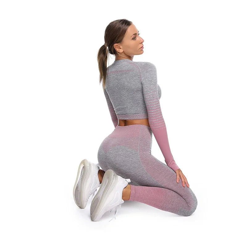 Illumino360Fitness Seamless Ombre Long Sleeve Yoga Set