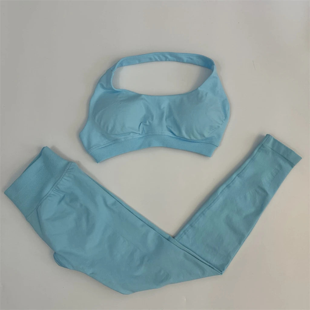 Conjunto de 2 leggings de impacto sin costuras para yoga, cintura alta, fruncido en el trasero y sujetador deportivo con cuello halter, para entrenamiento en gimnasio.