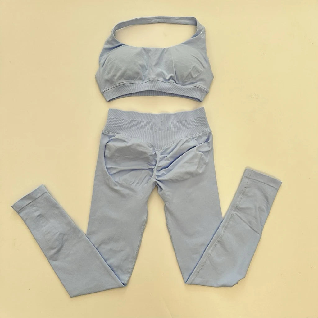 Conjunto de 2 leggings de impacto sin costuras para yoga, cintura alta, fruncido en el trasero y sujetador deportivo con cuello halter, para entrenamiento en gimnasio.