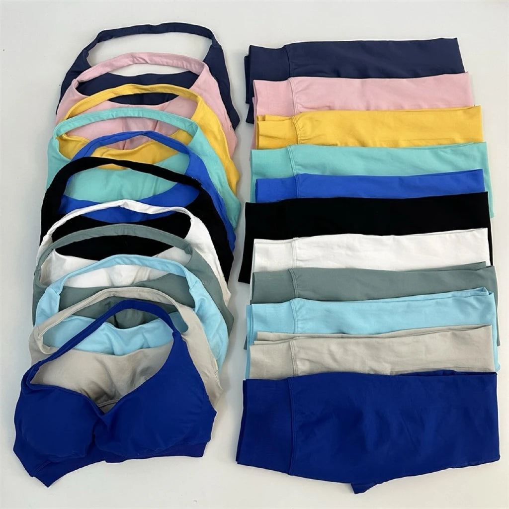 Conjunto de 2 leggings de impacto sin costuras para yoga, cintura alta, fruncido en el trasero y sujetador deportivo con cuello halter, para entrenamiento en gimnasio.