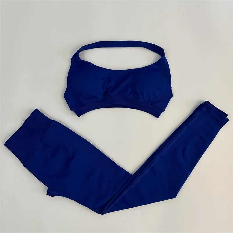 Conjunto de 2 leggings de impacto sin costuras para yoga, cintura alta, fruncido en el trasero y sujetador deportivo con cuello halter, para entrenamiento en gimnasio.