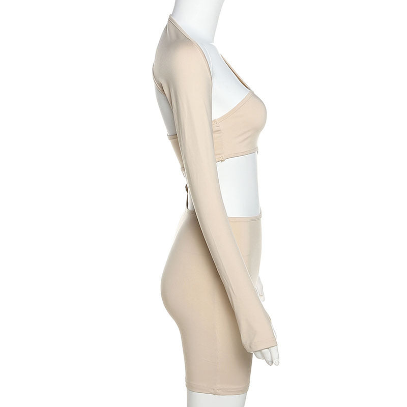 Conjunto de 2 piezas de top y pantalones cortos con hombros descubiertos para yoga