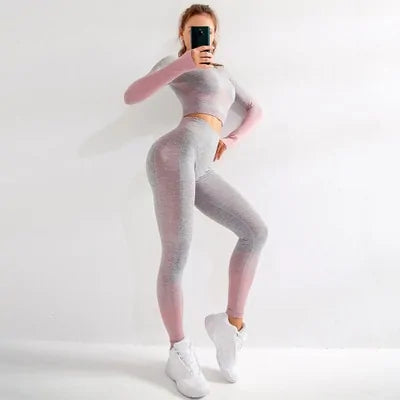 Illumino360Fitness Seamless Ombre Long Sleeve Yoga Set