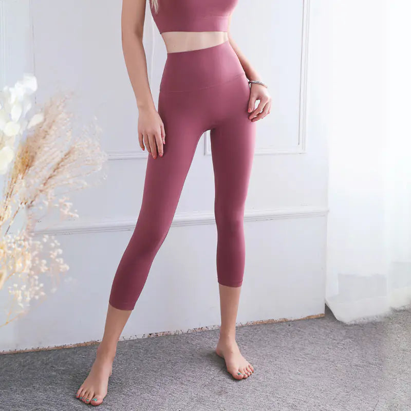 Pro Peach Hips Fitness Cropped Leggings