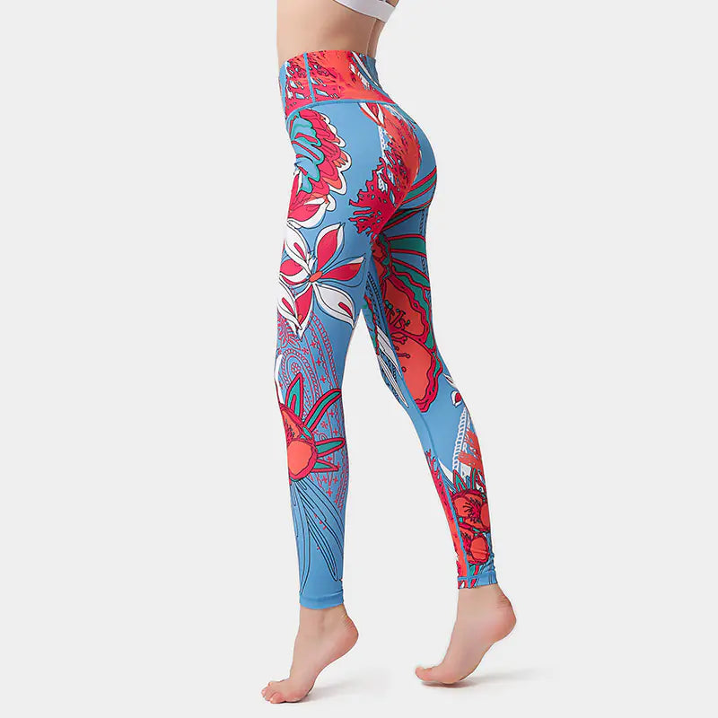 Traje de yoga con estampado floral amazónico