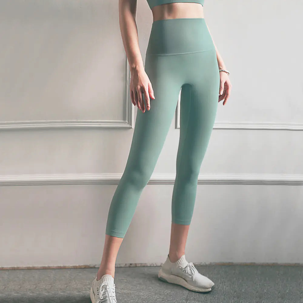 Pro Peach Hips Fitness Cropped Leggings
