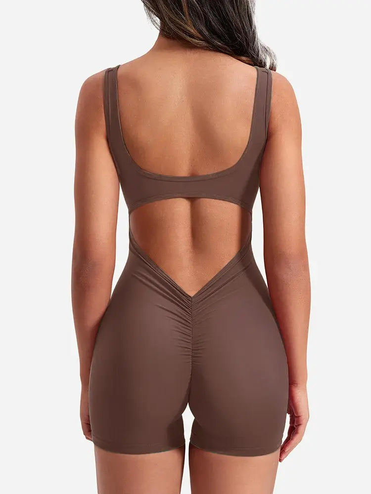 Mono de yoga ajustado que levanta la cadera