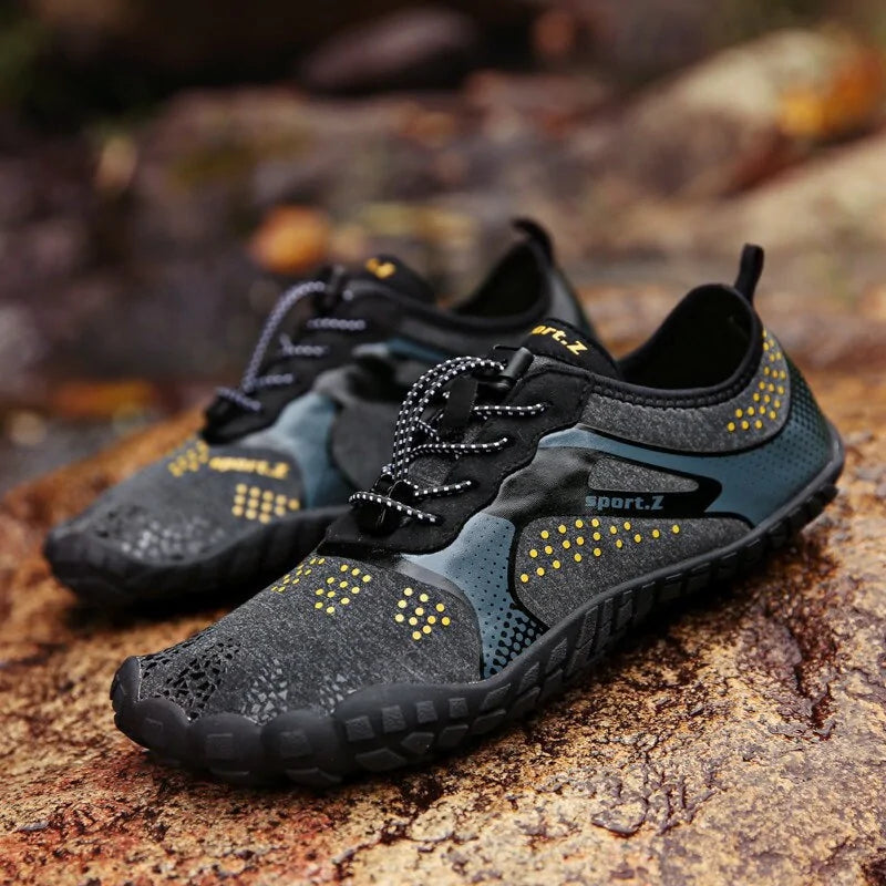 Illumino360 Outdoor Hiking Shoes