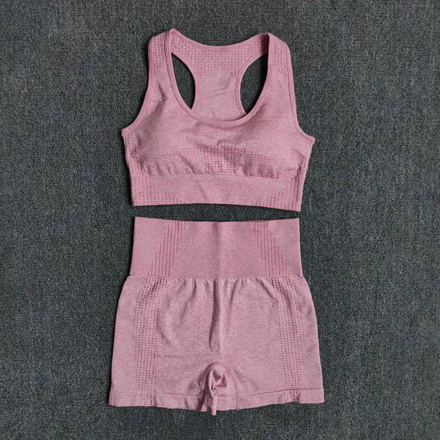 Seamless Women's Yoga Set with Sports Bra and Shorts