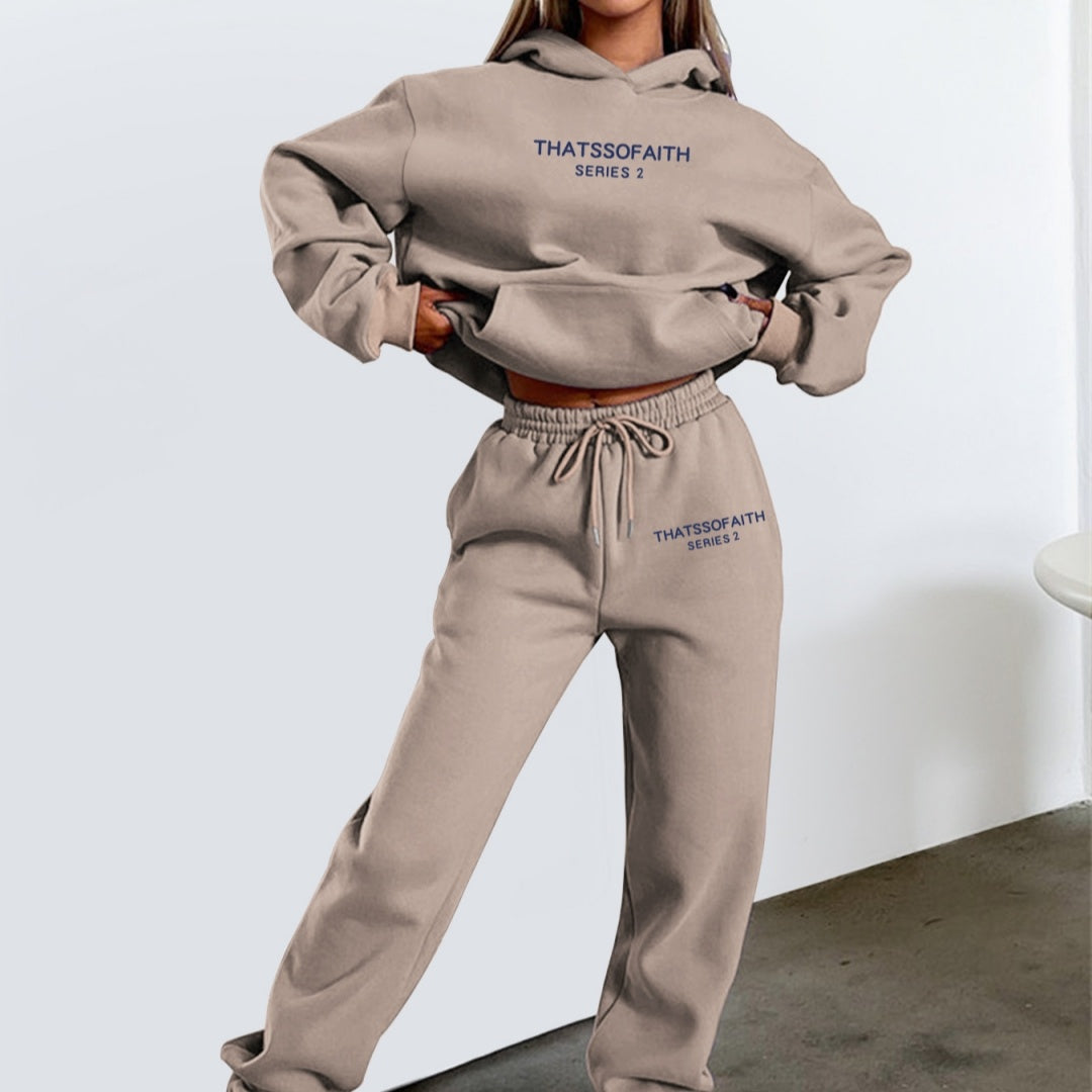 Illumino360Fitness Women's Gym Letter Printed Hoodie pants Suit