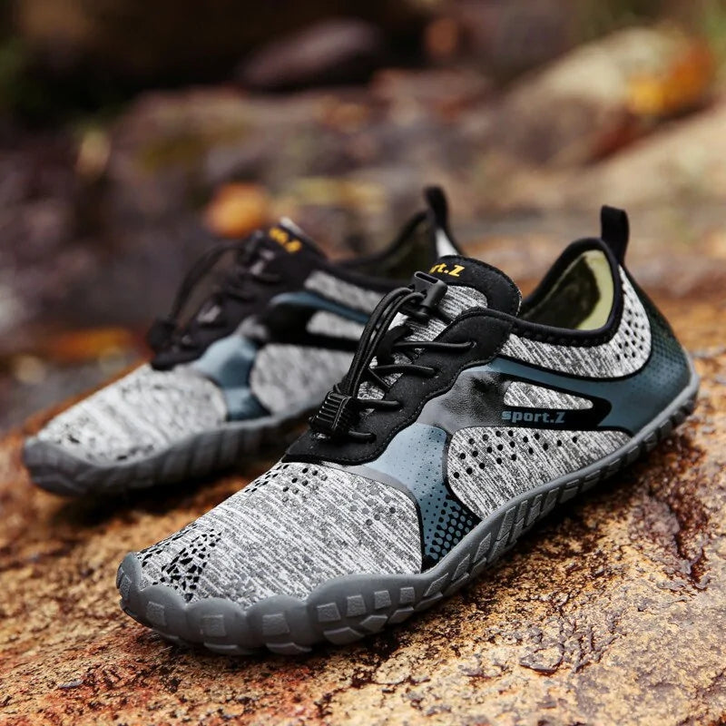 Illumino360 Outdoor Hiking Shoes