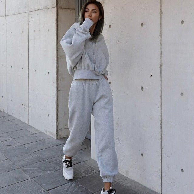 Women Warm Hoodie and Pants Set - illumino360.com